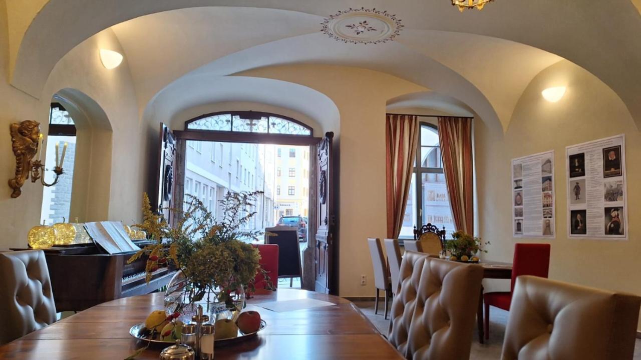 Stadtpalais Bellevue-Suite 3- Zimmer- Maisonettewohnung Mit Dachterrasse Maximal 4 Personen Будишин Екстер'єр фото