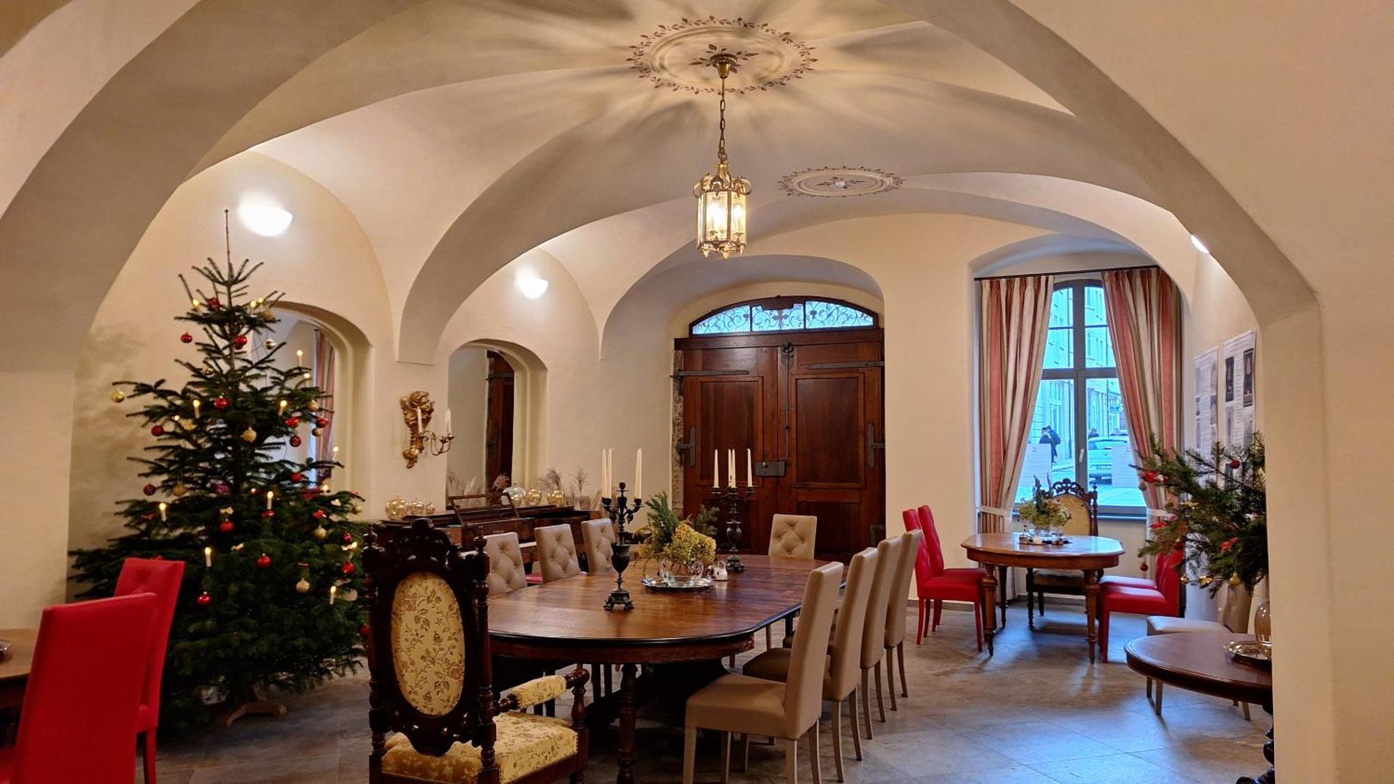 Stadtpalais Bellevue-Suite 3- Zimmer- Maisonettewohnung Mit Dachterrasse Maximal 4 Personen Будишин Екстер'єр фото