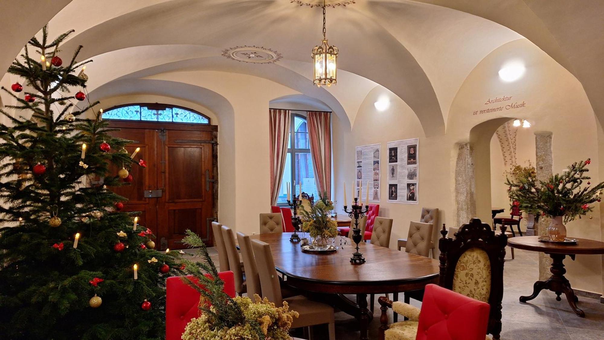 Stadtpalais Bellevue-Suite 3- Zimmer- Maisonettewohnung Mit Dachterrasse Maximal 4 Personen Будишин Екстер'єр фото